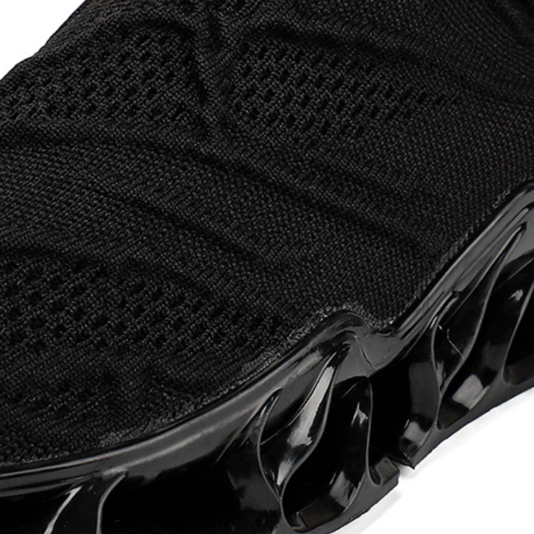 サイバームーンストーンスニーカー