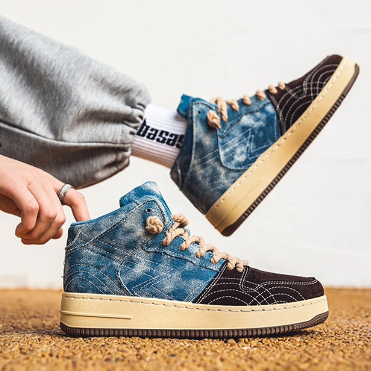 エンペラー・サイバースニーカー