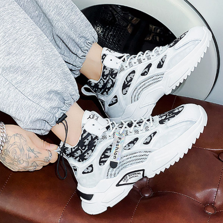 グリッチホルスシューズ