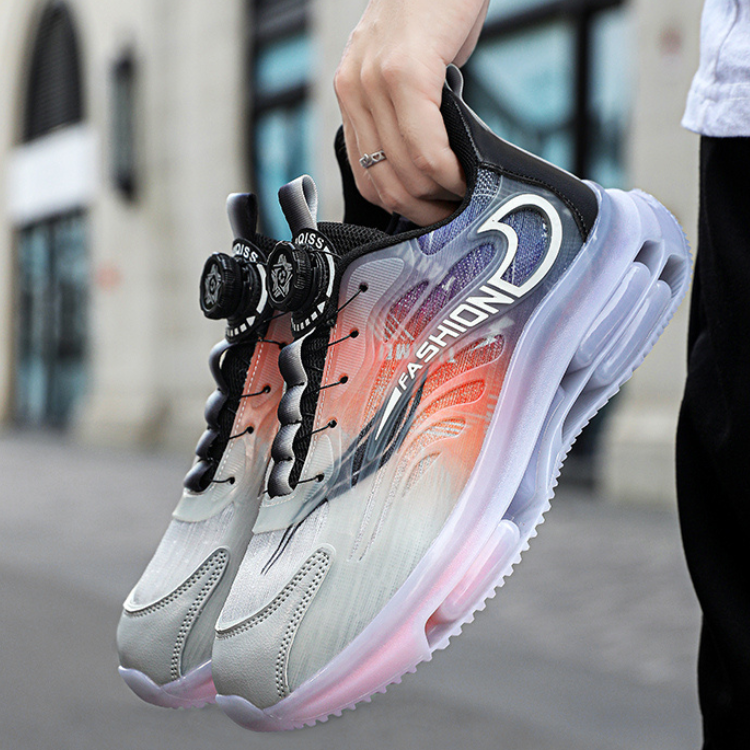 アニメアンビカスニーカー