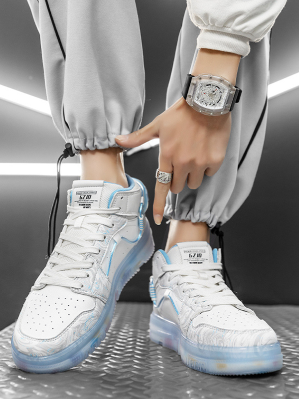 トウキョウブラックオーディンスニーカー