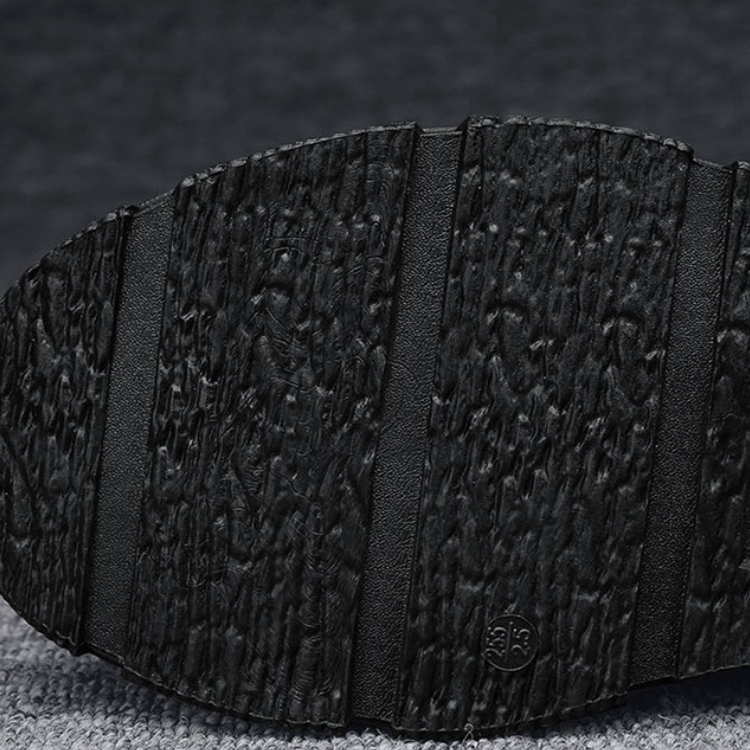 ダークブラフマシューズ