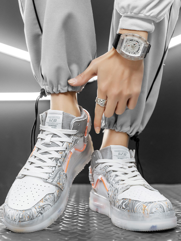 トウキョウブラックオーディンスニーカー