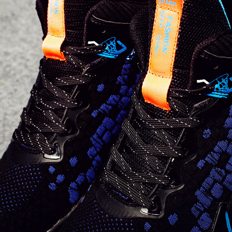 アキラブラックジャックシューズ