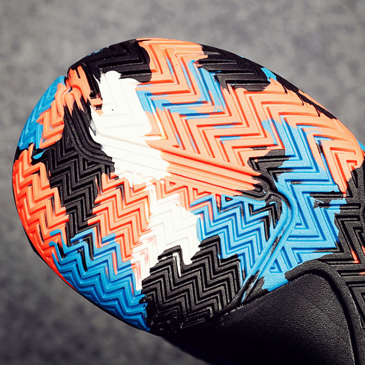 アキラブラックジャックシューズ