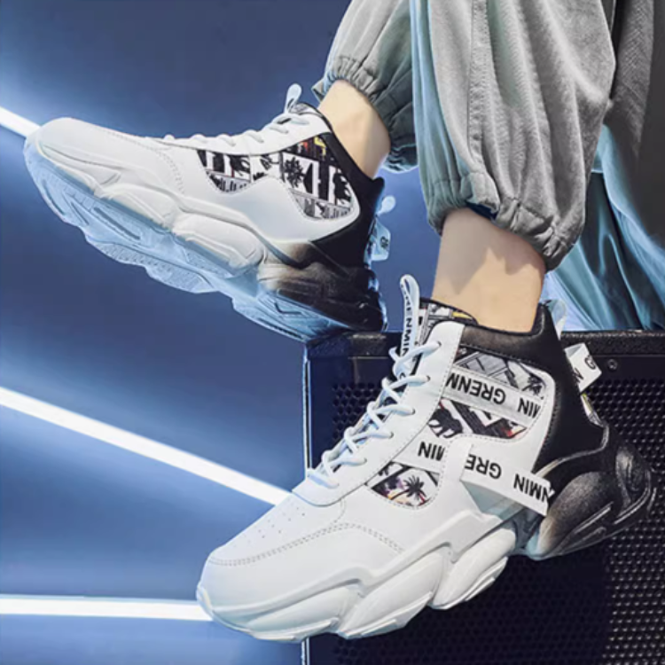 エスティグマ・コアスニーカー