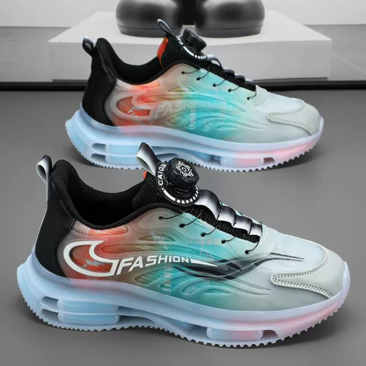 アニメアンビカスニーカー