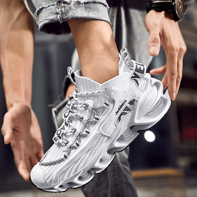 サイバーシヴァスニーカー