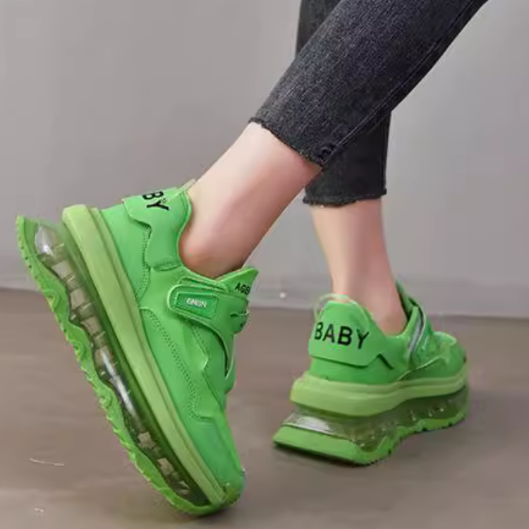 グリッチヘルメススニーカー