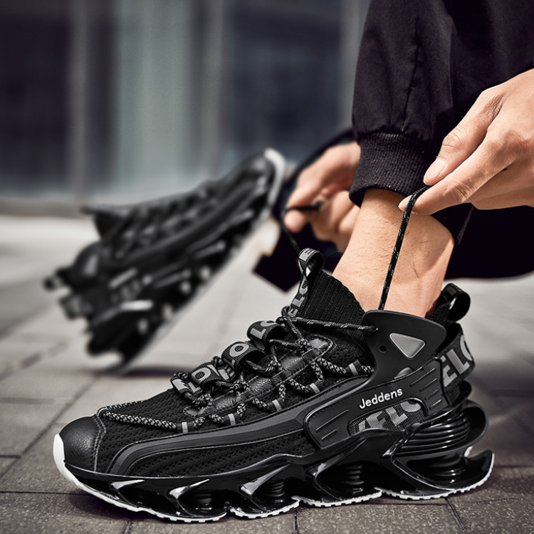 サイバーシヴァスニーカー