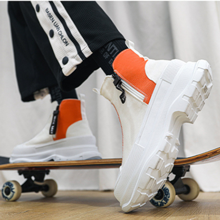 ニューロン・コネクターシューズ