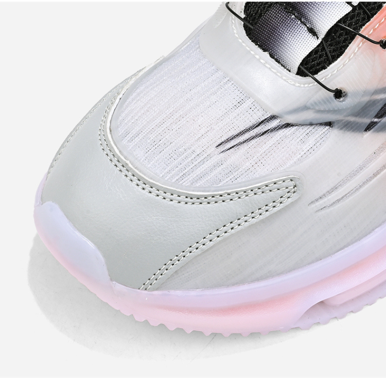 アニメアンビカスニーカー