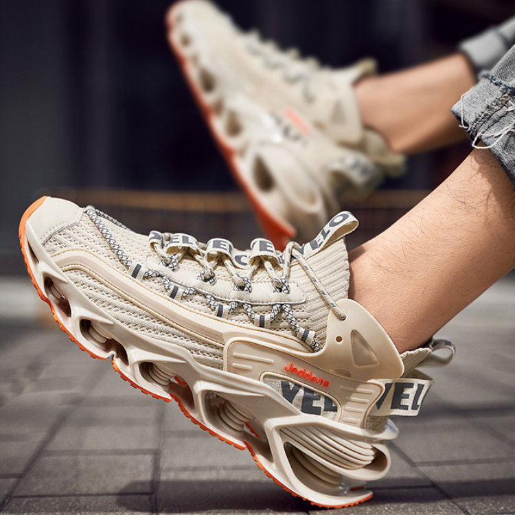 サイバーシヴァスニーカー