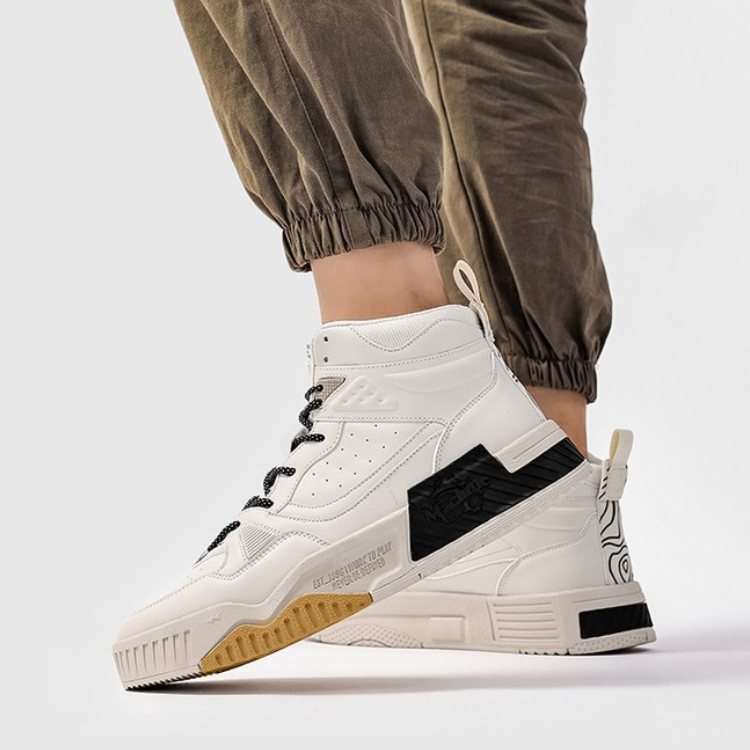 サイバーデメテールシューズ