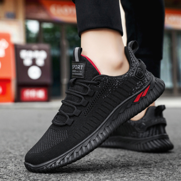 サイバーダークサイレントスニーカー