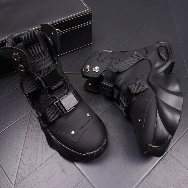 サイバーエーテルスニーカー