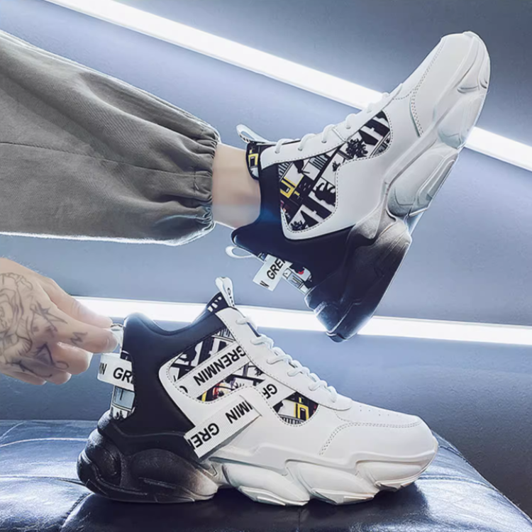 エスティグマ・コアスニーカー