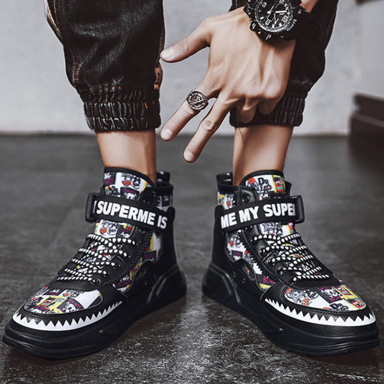 グリッチアテナスニーカー