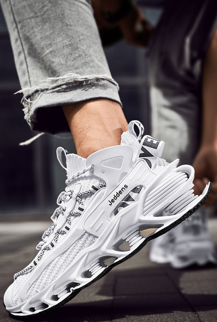 サイバーシヴァスニーカー