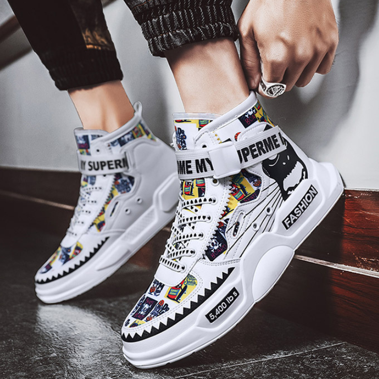 グリッチアテナスニーカー