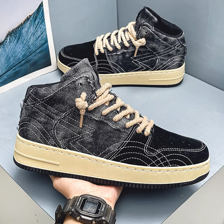 エンペラー・サイバースニーカー