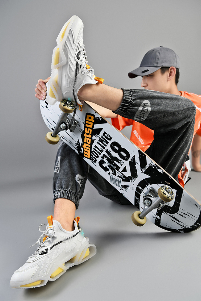 tri-soleブレードスニーカー